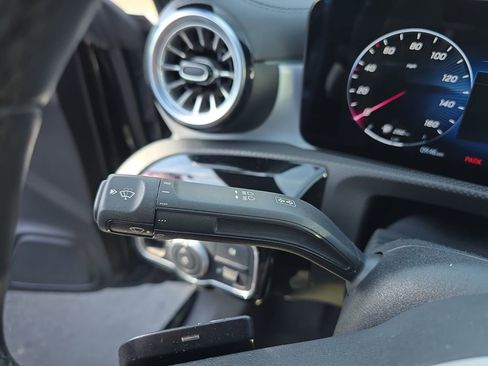 Used 2025 Mercedes-Benz CLA 250 4MATIC image 16