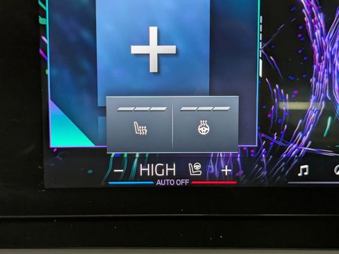 Used 2025 BMW 530i xDrive w/ Premium Package image 22