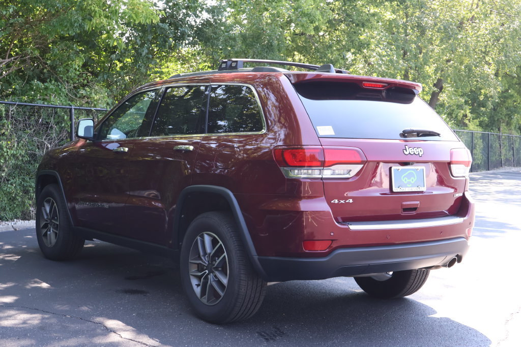 Used 2022 Jeep Grand Cherokee Limited w/ Tech Group AWD/4WD image 6