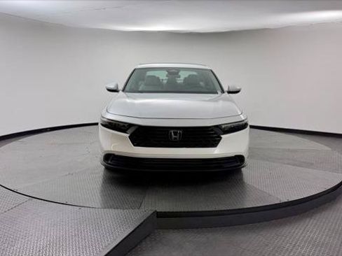 Used 2024 Honda Accord LX image 13