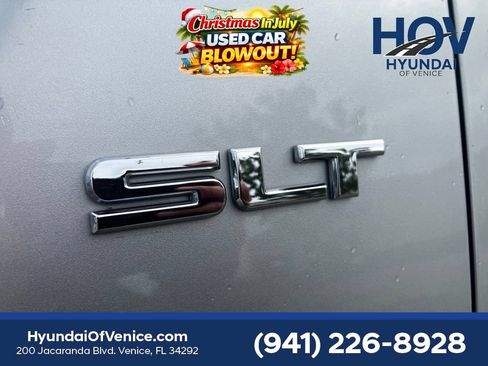 Used 2017 GMC Terrain SLT FWD image 17