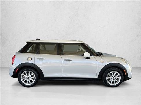 Used 2018 MINI Cooper S image 4