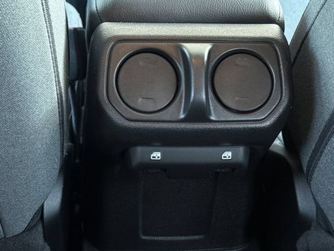 Used 2024 Jeep Wrangler Unlimited Sport AWD/4WD image 41