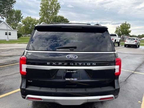 Used 2024 Ford Expedition XLT AWD/4WD image 14