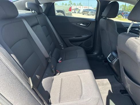 Used 2024 Chevrolet Malibu LT FWD image 9