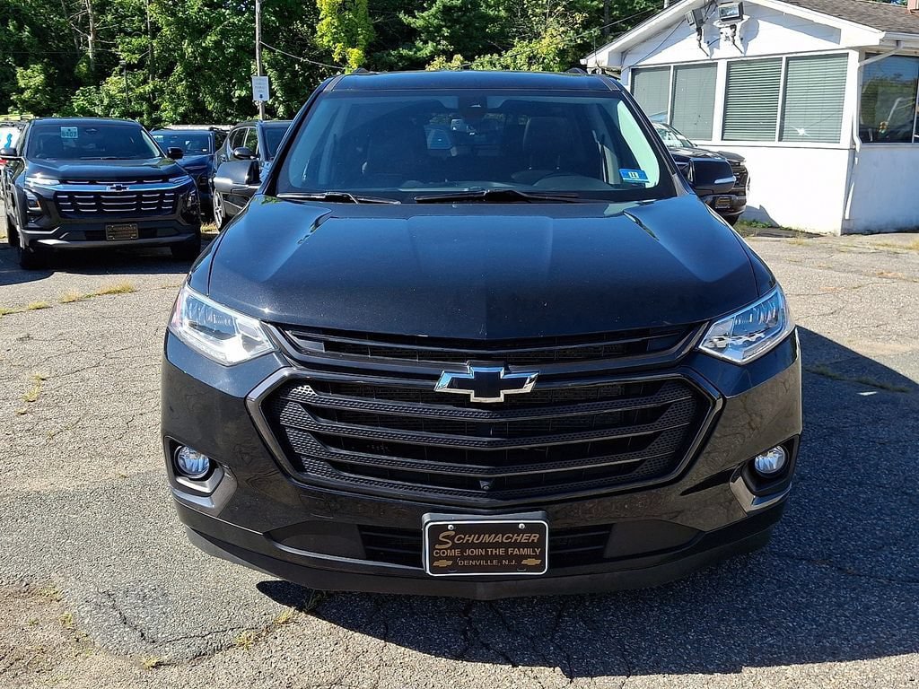 Used 2021 Chevrolet Traverse Premier w/ Redline Edition AWD/4WD image 2