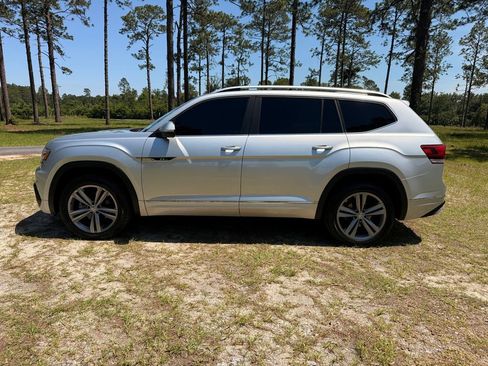 Used 2019 Volkswagen Atlas SE FWD image 2