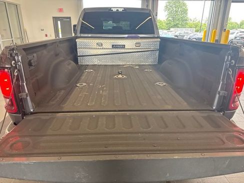 Used 2025 RAM 3500 Big Horn AWD/4WD image 5