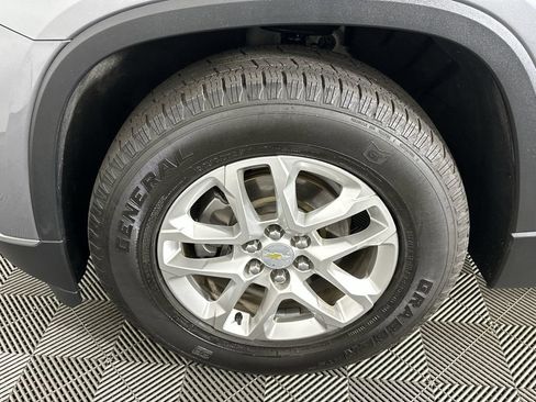 Certified 2020 Chevrolet Traverse LT FWD image 34