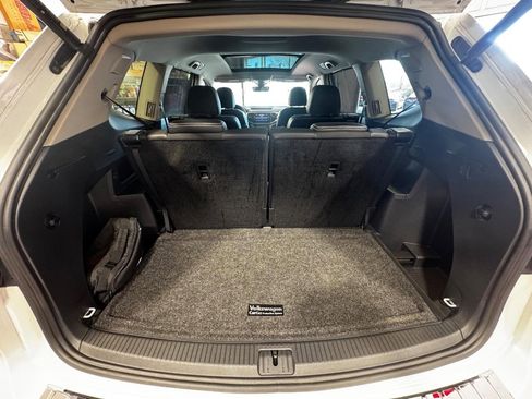 Used 2023 Volkswagen Atlas SEL Premium image 13