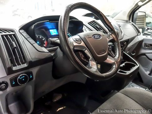 Used 2016 Ford Transit 150 XL image 10