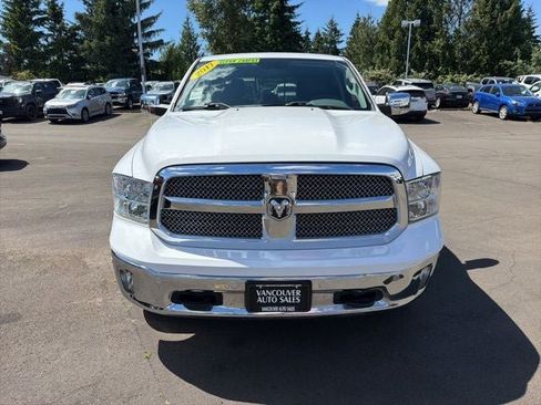 Used 2017 RAM 1500 Lone Star AWD/4WD image 9