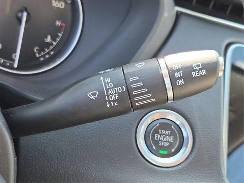 Used 2023 Cadillac XT4 Premium Luxury image 25