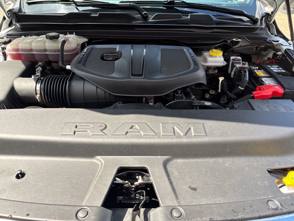 Used 2026 RAM 1500 Laramie AWD/4WD image 20