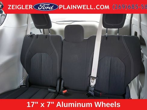 Used 2024 Chrysler Voyager LX FWD image 13