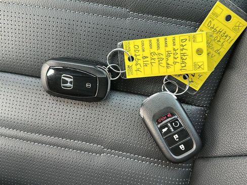 Used 2026 Honda CR-V EX-L image 10