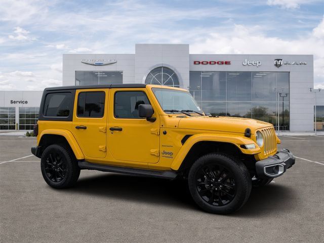 Certified 2021 Jeep Wrangler Unlimited Sahara w/ Cold Weather Group AWD/4WD image 1