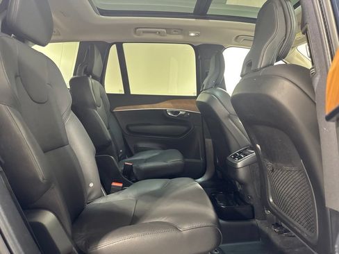 Used 2023 Volvo XC90 B6 Plus AWD/4WD image 25