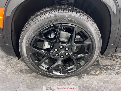 New 2026 Chevrolet Traverse RS w/ LPO, Floor Liner Package image 20