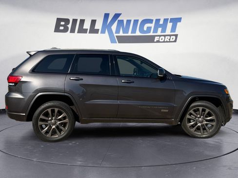 Used 2017 Jeep Grand Cherokee Limited 75th Anniversary AWD/4WD image 6