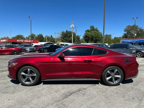 Used 2017 Ford Mustang Premium RWD image 8