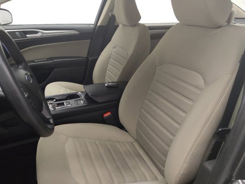 Used 2020 Ford Fusion S image 17