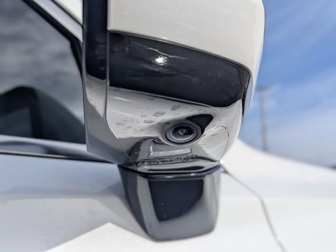 Used 2022 Hyundai Palisade Calligraphy image 14