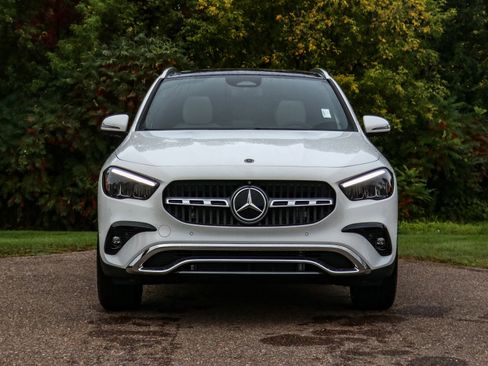 New 2026 Mercedes-Benz GLA 250 4MATIC image 3