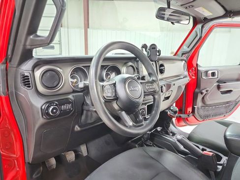 Used 2021 Jeep Wrangler Unlimited Sport image 18