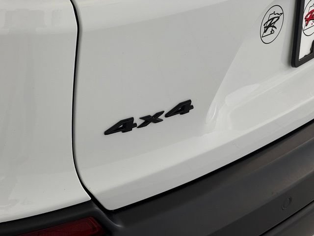 Used 2023 Jeep Cherokee Altitude Lux w/ Lux Elite Package AWD/4WD image 44