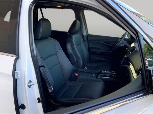 Used 2022 Honda Pilot Elite image 9