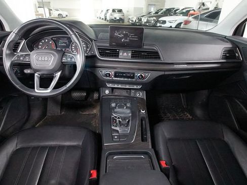 Used 2020 Audi Q5 2.0T Premium w/ Convenience Package AWD/4WD image 7