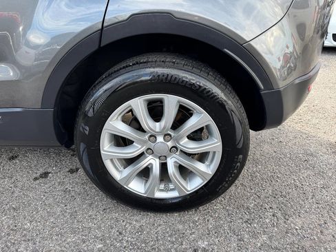 Used 2016 Land Rover Range Rover Evoque SE image 9