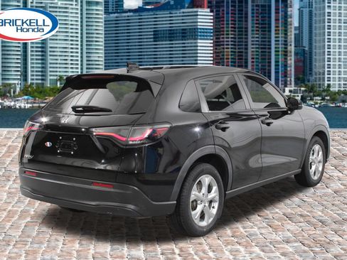 Certified 2024 Honda HR-V LX image 5
