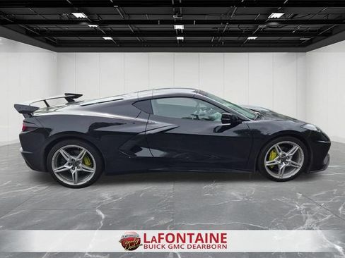 Used 2024 Chevrolet Corvette Stingray Coupe w/ 1LT RWD image 6