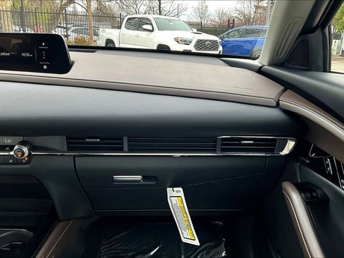 Used 2025 MAZDA CX-30 2.5 Turbo w/ Premium Plus Pkg image 16