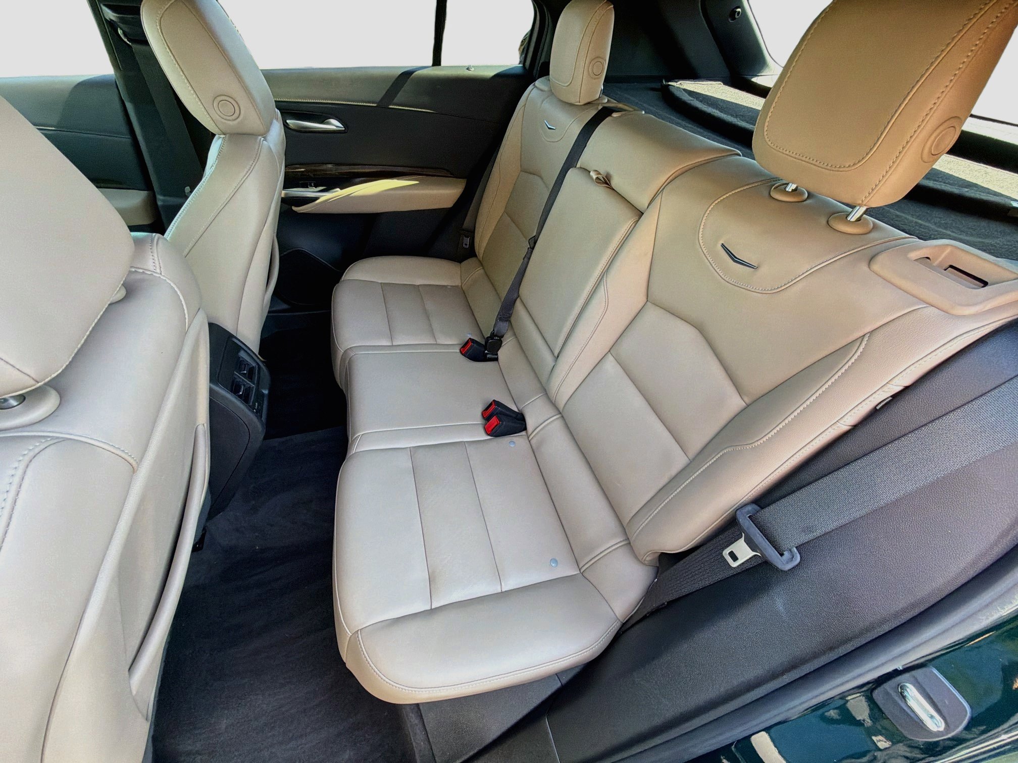 Certified 2024 Cadillac XT4 Premium Luxury FWD image 24