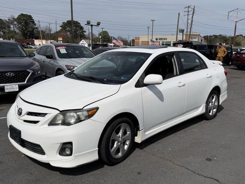 Used 2012 Toyota Corolla S image 15