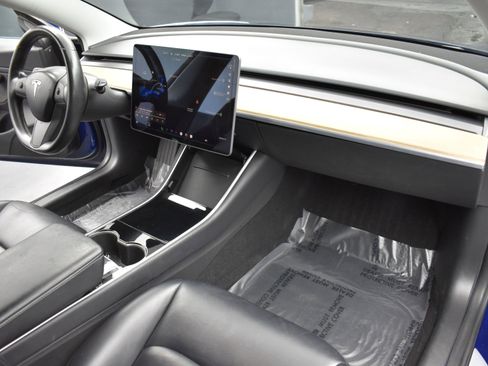 Used 2018 Tesla Model 3 Long Range image 7