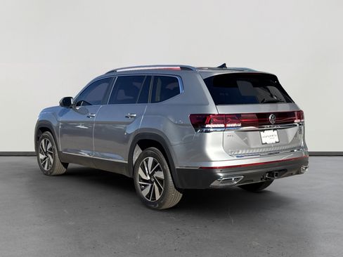 New 2026 Volkswagen Atlas SEL image 4