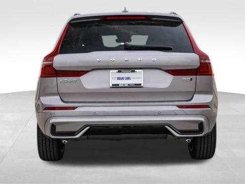 Used 2026 Volvo XC60 B5 Plus w/ Climate Package PRO AWD/4WD image 7