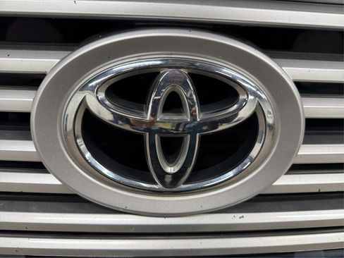 Used 2015 Toyota Tundra Limited RWD image 44