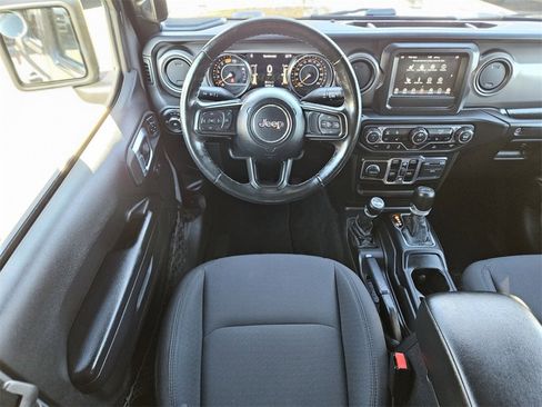 Used 2021 Jeep Wrangler Unlimited Sport image 13