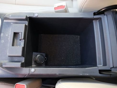 Used 2021 Subaru Legacy Limited image 47