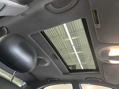 Used 2006 Mercedes-Benz E 350 4MATIC Sedan image 9