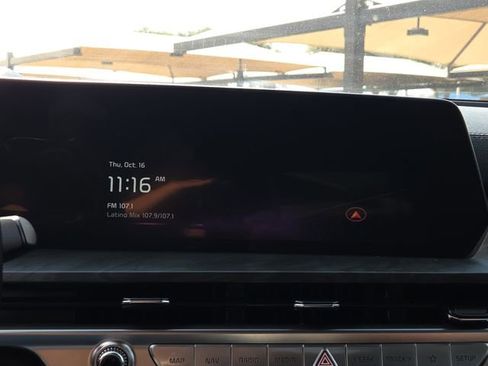 Used 2023 Kia Telluride EX X-Line image 18