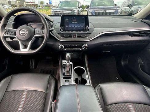 Certified 2024 Nissan Altima 2.5 SR image 7