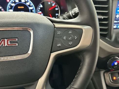 Used 2023 GMC Acadia Denali w/ Denali Ultimate Package image 10