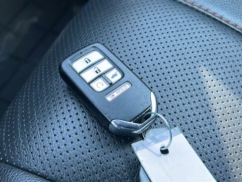 Used 2022 Honda Pilot TrailSport image 29