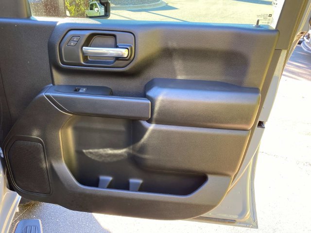 Used 2025 Chevrolet Silverado 2500 Custom w/ Custom Value Package AWD/4WD image 36